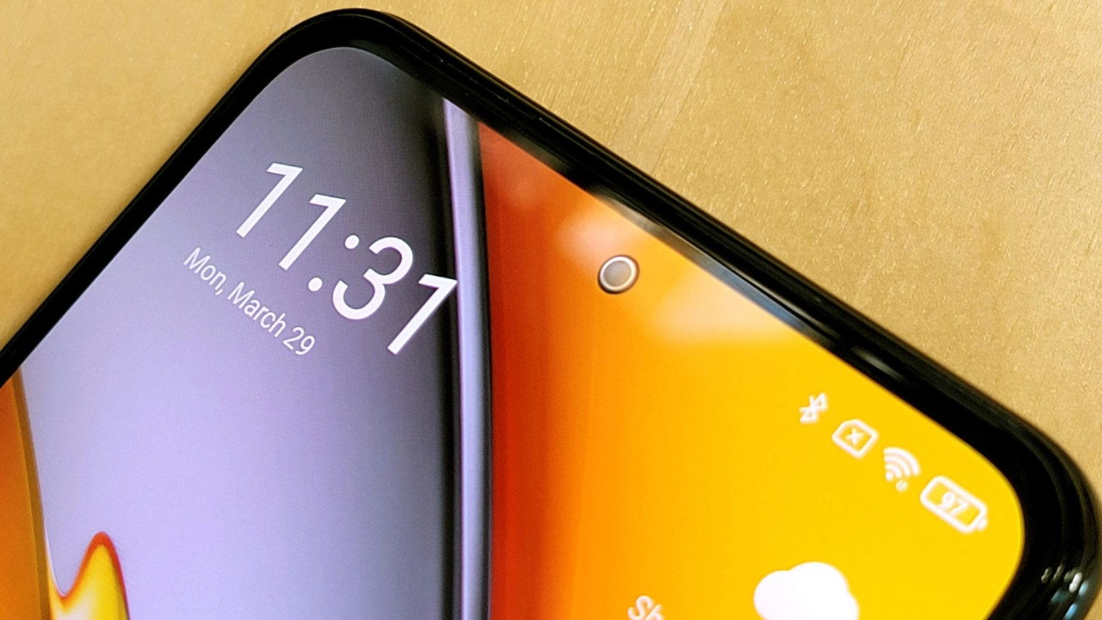 szczegóły ekranu poco f3